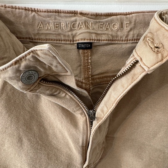 American Eagle Highest Rise 90s Boyfriend Shorts size 8 Khaki Carpenter Shorts - Picture 4 of 11